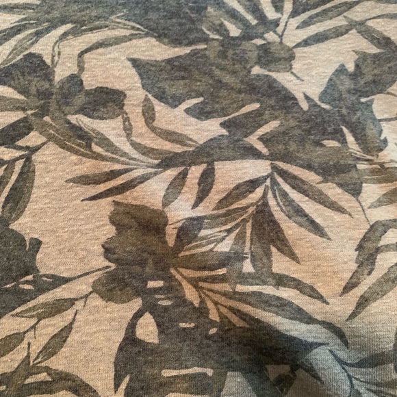 Great boyfriend tee! - Picture 2 of 2